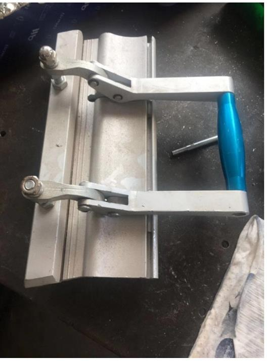  Low quality clamp 